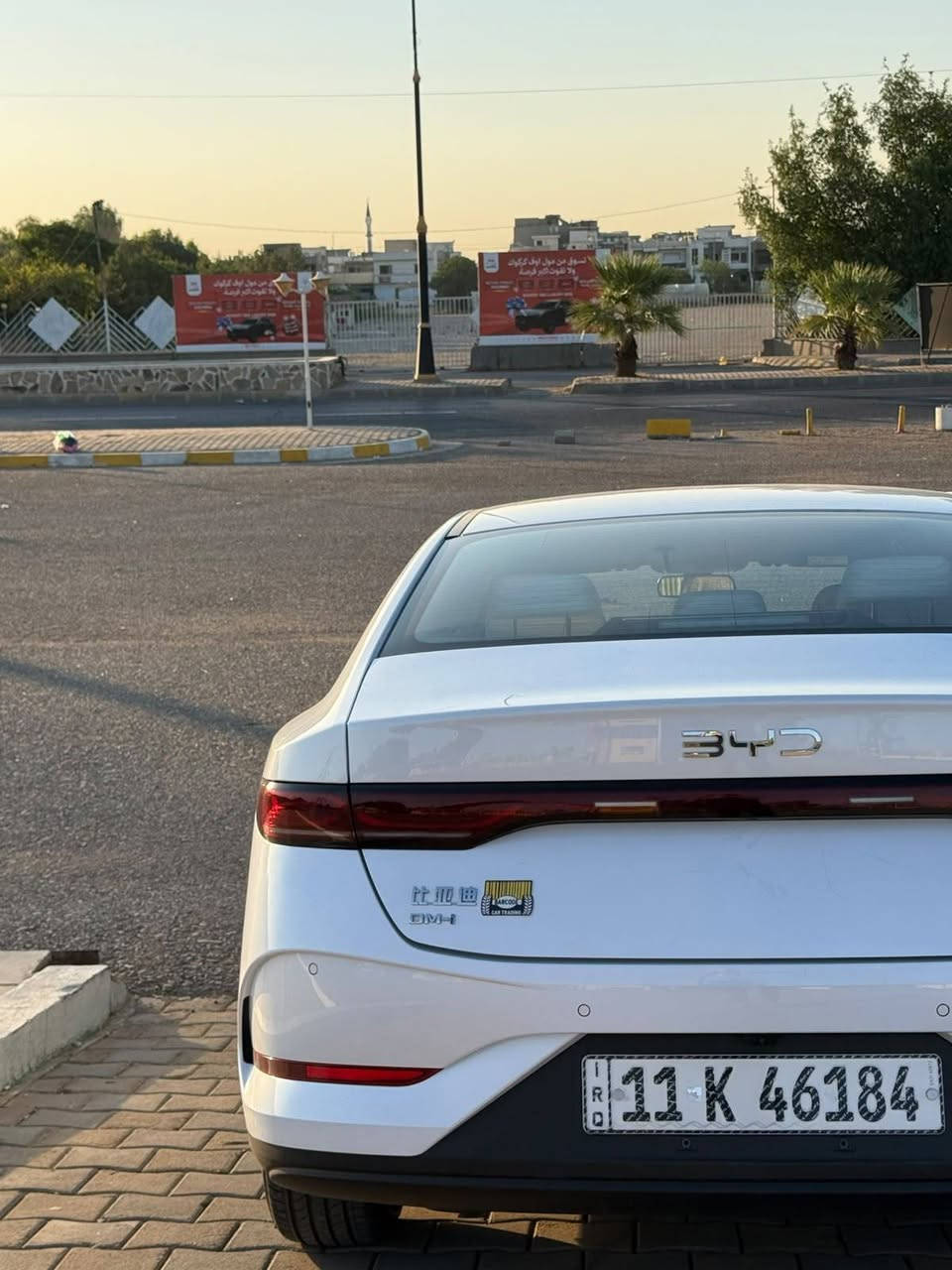 BYD للبيع 2025 ماشيه 38 الف بنيدها طاير ومبدل نفس الون بلادي وبيها رصعتين بالقماره ممعدليهن ورصعه صغيره بالجاملغ الايسر داخل ابيض 115 وبيها مجال الرقم (***********)مراوس ب pyd صفره

