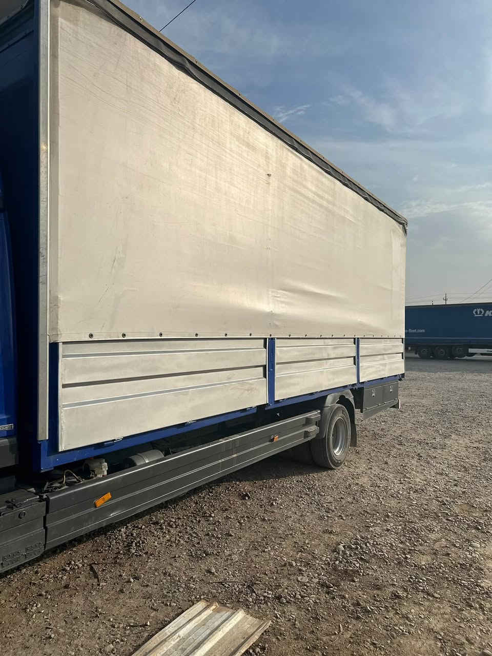 بدي اتيكو للبيع طول ٧وربع كاعيهً بليت الماني   السعر ١٨
***********
