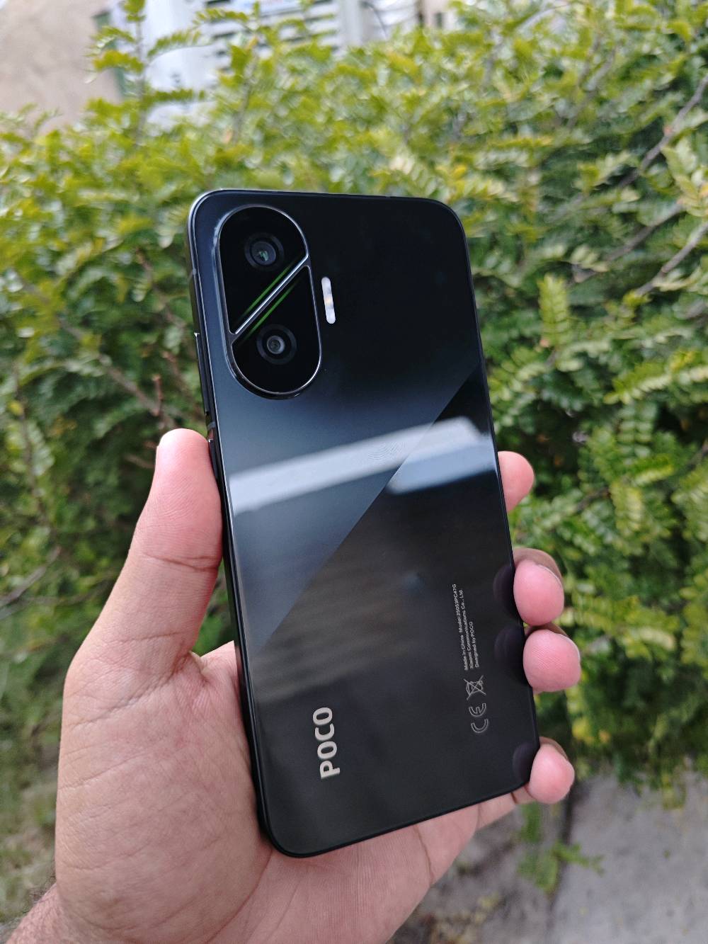 poco f7 غني عن التعريف 
نظافة 100% جديد حرفيا مكفول حتى من الشخط 
ذاكرة 256 رام 8 قابل للتوسيع حتى 16
بطارية 95% محافظ علية كلش 
ببجي 120 فريم اعلى اعدادات 
كامل ملحقات الاصلية 
شاحنه w90  وكيبل وكارتون
سعر الجهاز 460 الف 
مكاني فلوجة او صقلاوية متوفر توصيل لجميع المحافظات فقط باعتماد اخوان بدون احراج 10 ماستر 
***********