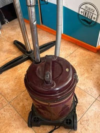مكنسة كهربائية • صينية • عنكاوة ١٠٨