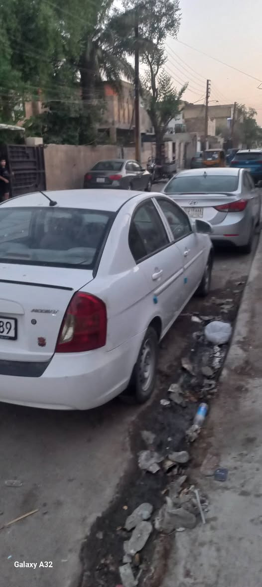 السلام عليكم عندي اكسنت موديل ٨ خليج رقم أربيل  الجديد محرك ١٦٠٠ تبريد شغال الصدر شوي تعبان عندي وكاله عامه السعر ٧٥ وبي مجال بيها تبديل جاملغ الرقم ***********
