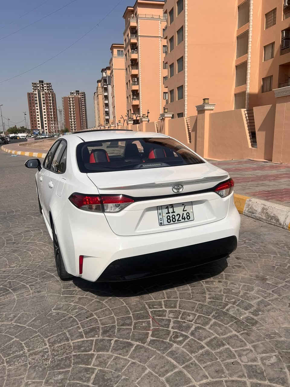 كورلا 25
شكل الامريكي 

سياره فول 

ماشيه 27 

***********
