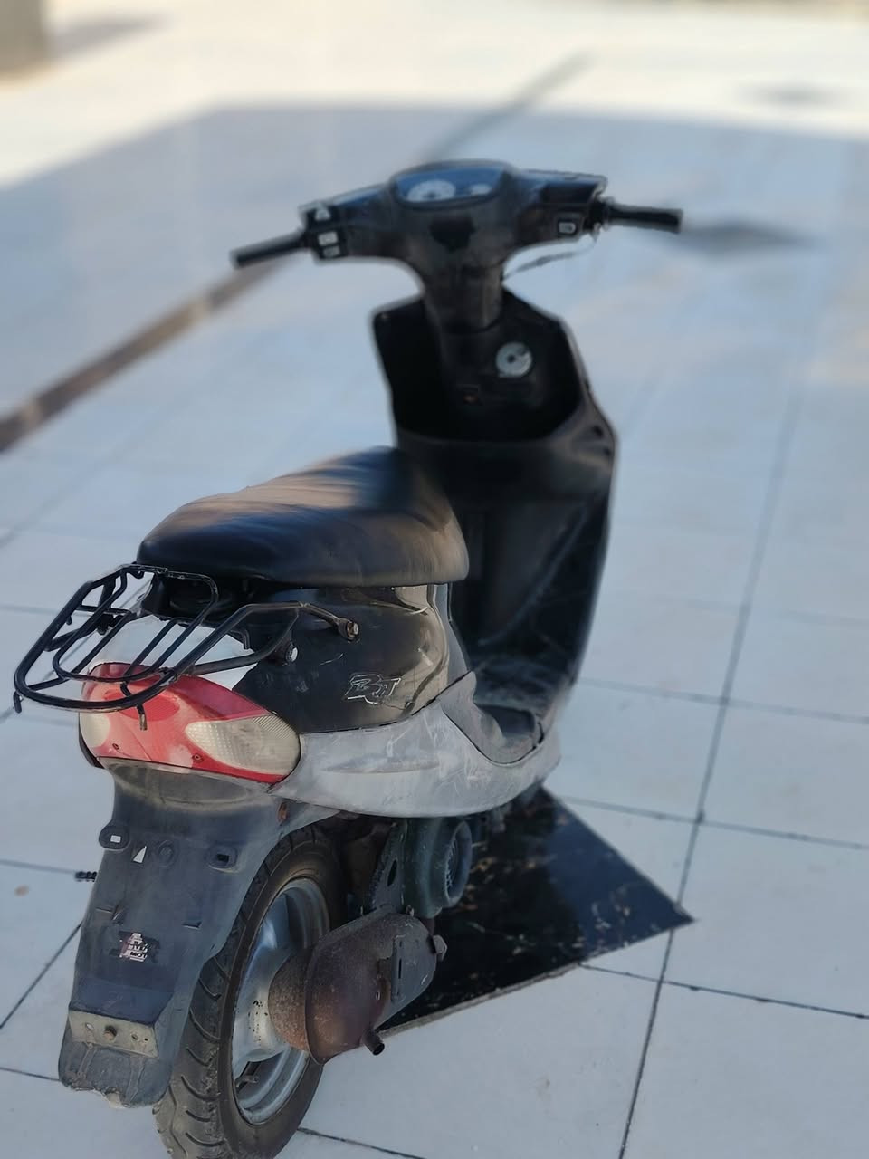سلام عليكم دراجه بيجو ب300وبيه مجال الشراي يراسلني عله الرقم ***********
