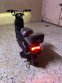 حجم ٢٠ • ٥ بطاريات • تايرات جديد