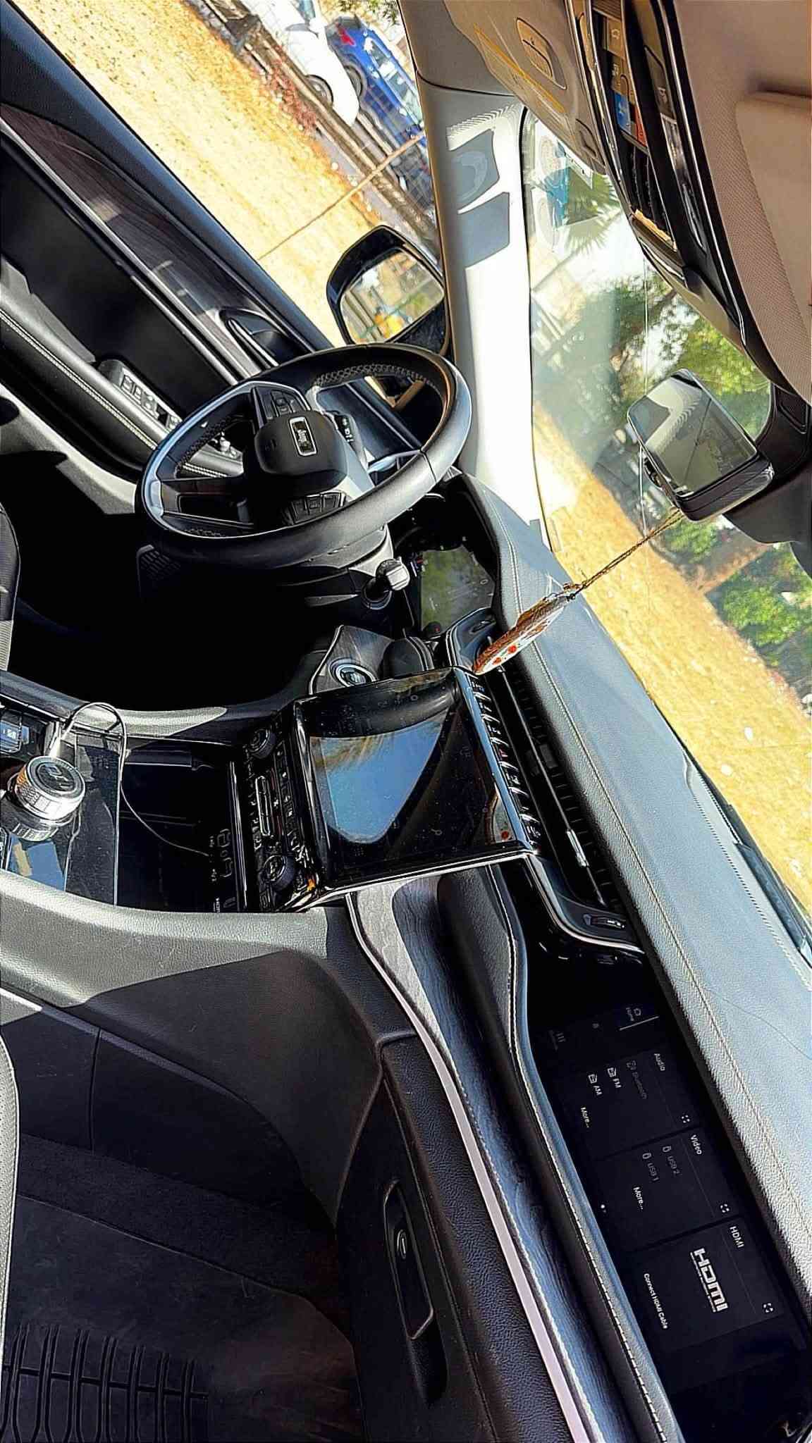 جيب هايبرد بلكن فووول مواصفات اعلى فئة
بدون حادث مثل مموضح بل صور
ماشيه55 السياره جديده وماناقصها شي
السعر 288ورقه
***********

نص مكتوب في الصور:
- 000-38133674 - 11/21/2023 - IAA Inc.
- BidFax.info