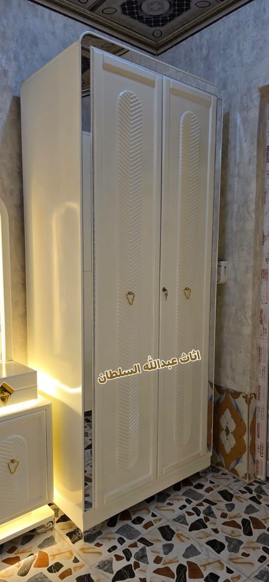 أثاث عبدالله • فصال حسب الطلب • صبغ حراري