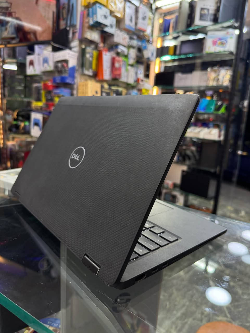 لابتوب ديل لمس قلاب 

Core i 5 الجيل العاشر
Ram 8 GB DDR4
SSD 256 GB 
DISPLAY 14 FULL HD 

لمس قلاب ٣٦٠ درجة 

السعر  369 الف دينار 

*********** أربيل, العراق
