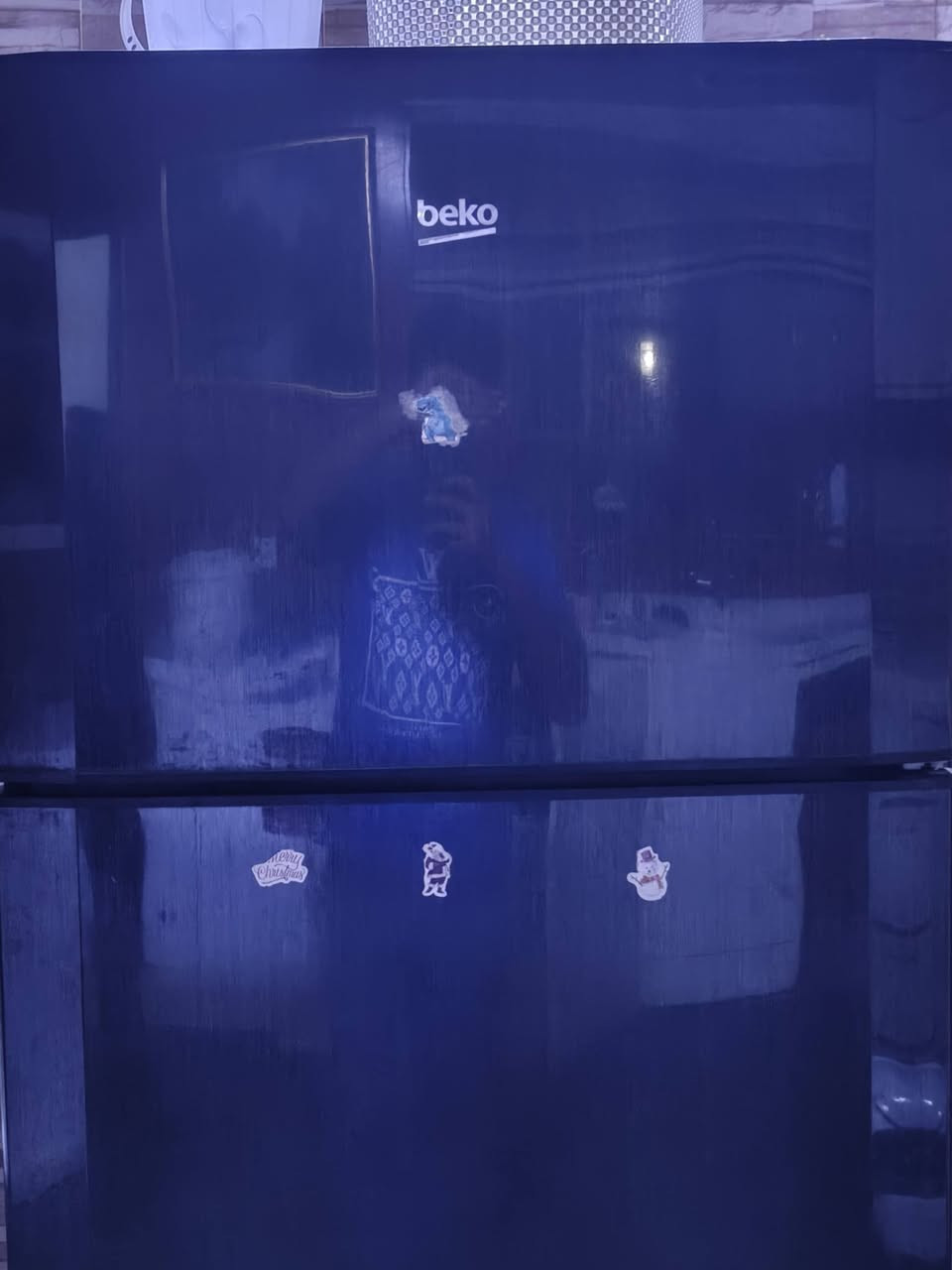 ثلاجه للبيع بدون عيب بس يحتاج غاز
نضيف فوول سعر 170 مجال قليل 
عنوان كركوك بنجاعلي 
*********** بس واتساب
