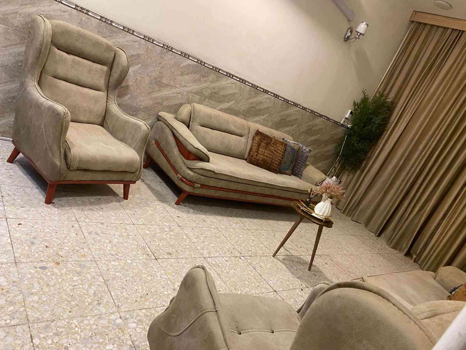 تركي • ٧ مقاعد • نضيف