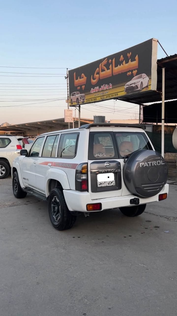 پاتڕۆڵ سەفاری مۆدێل ۲٠۱٠ چوار جام کارەبا سەلاجە سێ ڕیز کوشن تەبرید مەرکەزی کامل کراوە بە ۲۲ گێڕ مەکینە ئەکسل دەبڵ ئەکسل بەشەرت تەحویل غرامە بە شەرت سعری ۱٥٠ گەڵا کەمێک معامەلە 
***********
باترول سفاری مودیل ۲٠۱٠ اصل جام کهربائی ثلاجە ۳مقاعد کشن تبرید مرکزی محدث ۲۲ کیر محرک اکسل دبل اکسل بشرط تحول وکالە غرامە بشرط سعرها ۱٥٠ مجال بسیط مکانها سلیمانییە 
***********
