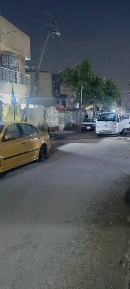 سلام عليكم
بيت تفليش طابوو صرف للبيع
المساحة 60 متر الواجهة 4 متر والنزال 15 
الموقع بغداد الجديدة النعيرية قرب ساحة وليد
***********

نص مكتوب في الصور:
- 30
