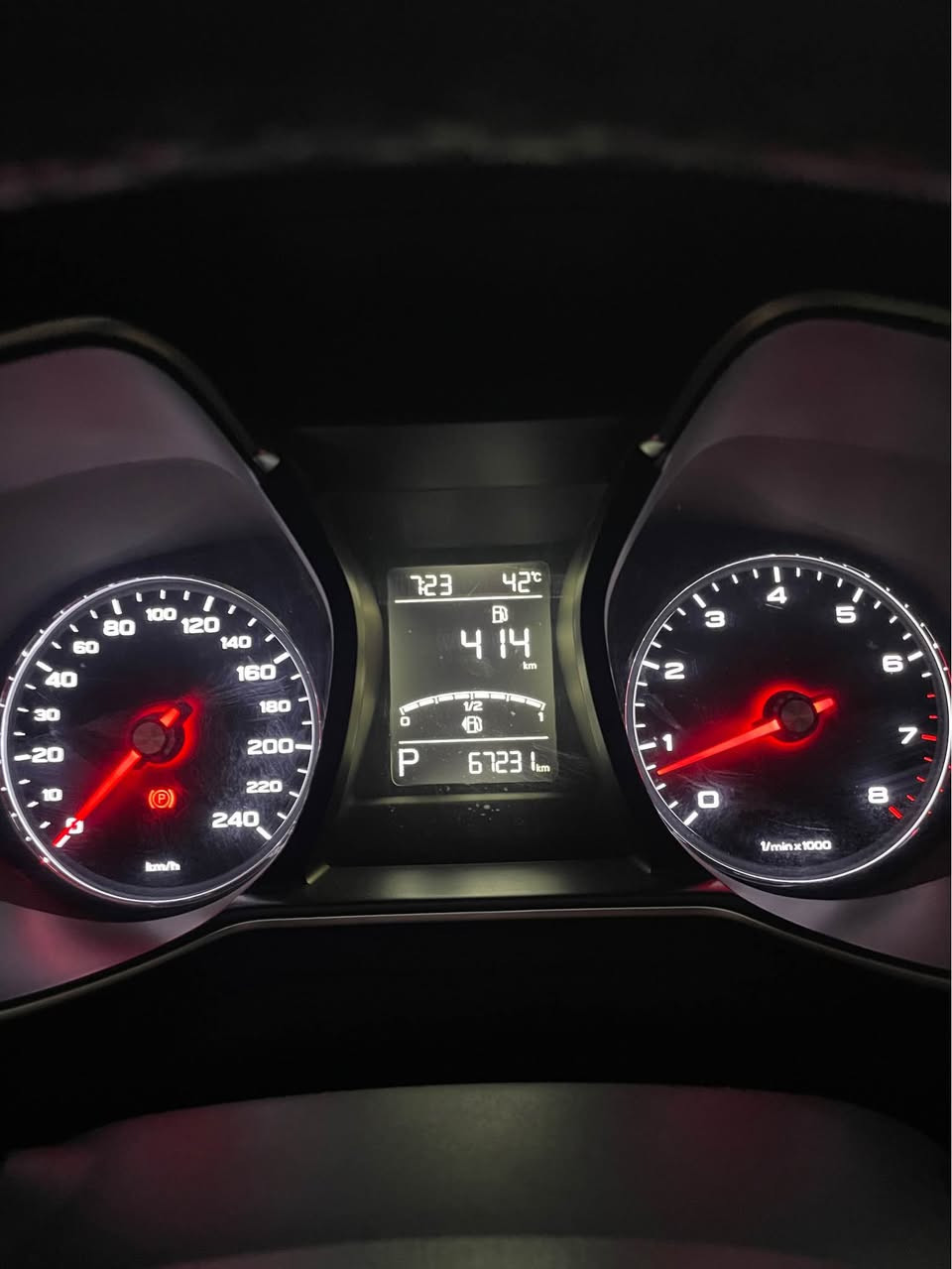 MG6 2021  67000km رۆشتیە

سەیارەکە زۆر خاوێنە بێ مەسرەفە هەزەی نوێیە ٤ تایەی نوێی لەبنە رونی تازە گۆرایە سەیارەکی زۆر خۆش و بەقوەتە 
*********** أربيل, العراق
