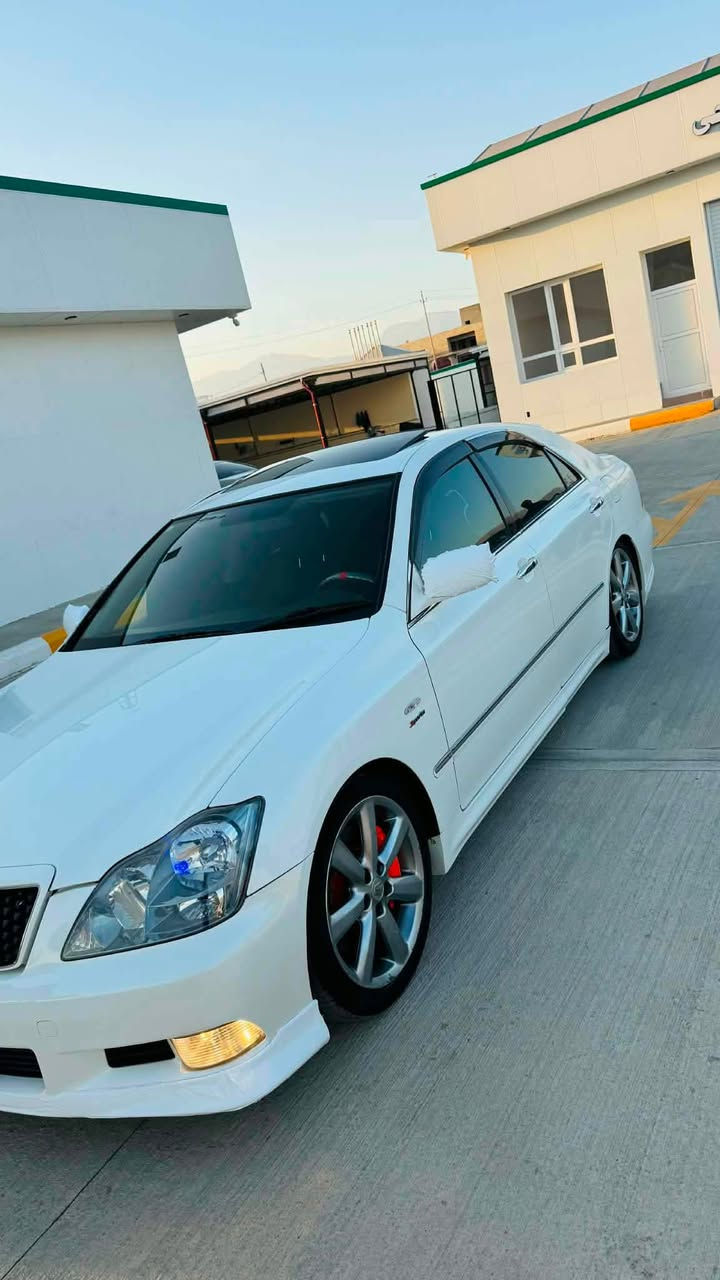 شاهینە ٢٠٠٧ بڕاوە بڕاوە
✅GRS 184
کۆدی بۆ کراوە✅
جڵد سڵاید هیتەر  ساج سوور سوکان لیگزز کوشن کارەبا
برێک بەسراوە✅
تەبریت ساردو گەرم بە شەرت✅
کوشنەکانی زۆر خاوێنە دراویان پێوە نیە یەک ساجی نەشکاوە ✅
هەموو گیانی بەشەرت ✅چاڵ و شوختی پێوە نیە✅
گێڕو مەکینە و سەقف و کەڤەر گۆڕاو دەعم و ليدراو هەمووی بە شەرت تەقە و رەقەی تیا نیە ✅
موشتەری تەلەفۆنکە لە خزمەتدام گۆڕینەوەش دەکەم
شوێن…. قەڵادزێ 
ڤایبەر واتساپ
***********
