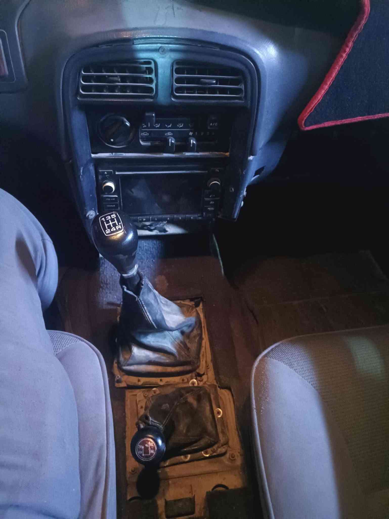 السلام عليكم 
كيه سبورتج موديل 93 رقم بغداد نكليزي تحويل مباشر السنويه الحد 2031 مكينه وكير كهربايات خير من الله السعر 28$
العنوان بغداد البياع الشرطه الرابعه رقم الهاتف ***********
