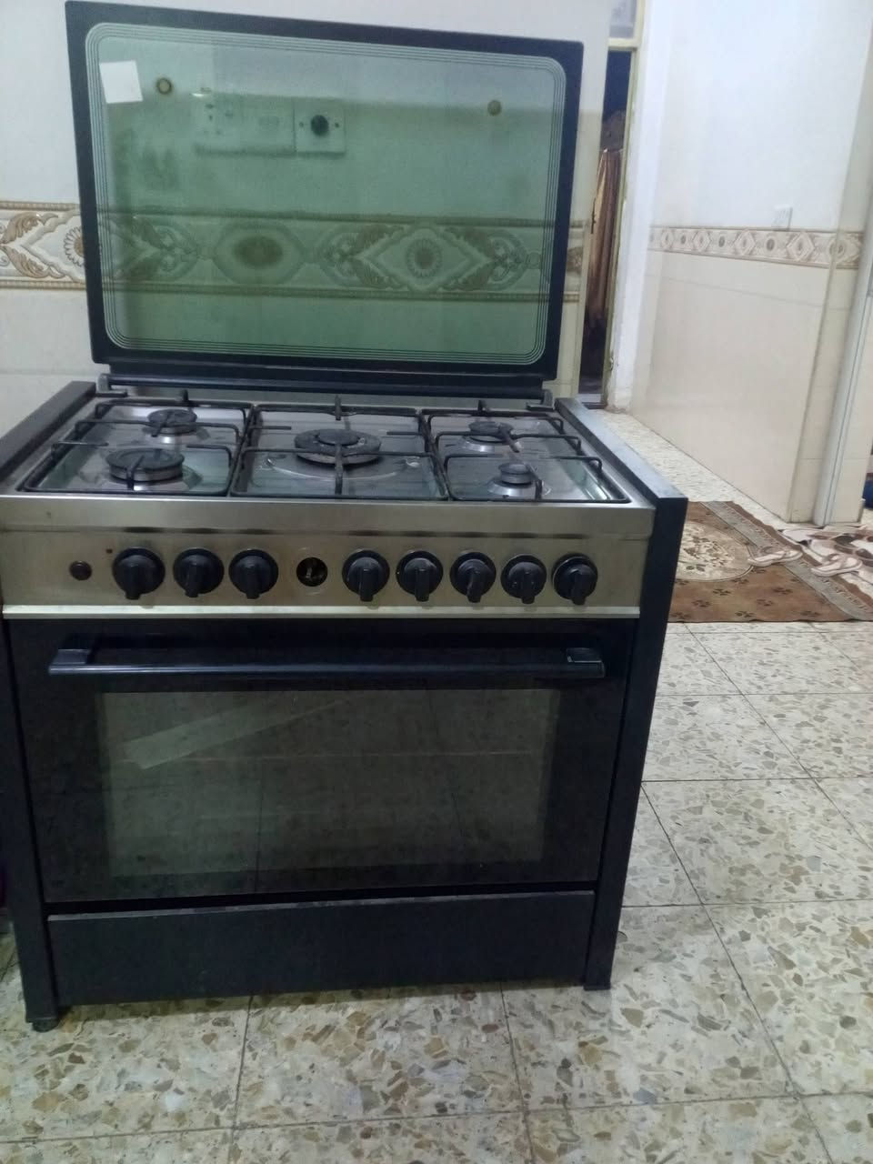 طباخ • نظيف • العبيدي