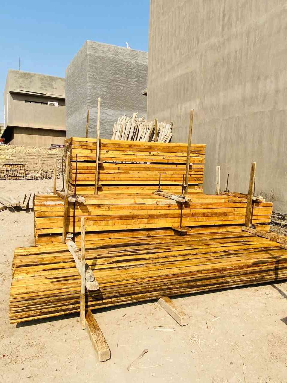 سلام عليكم سير طول 4متر +سير 3متر  التارس +سير مقاصير +تايلود لسعر مناسب جدااا مكاني حله للتواصل ***********
