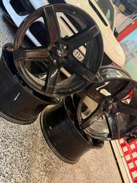 طخم ويل نجمه جارجر للبيع 300$  مكاني الكراده  07753117820