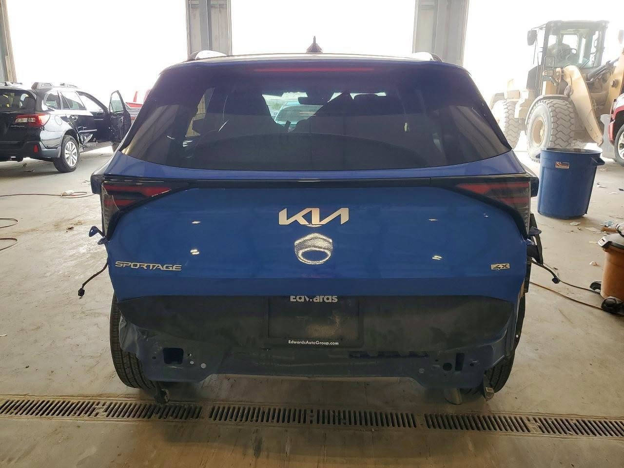 اعلان مزاد 🚗 
بالامكان ادخالها على كتاب الشهداء
🔸 نوع السيارة :  كيا سبورتج فئة EX
🔸 الموديل : 2026
🔸 تاريخ المزاد :   2026/9/1
🔸 عداد المسافة :  6.735 mi
🔸 السعر : حسب المزاد 
🔸 حجم المحرك: 2.5     4 سلندر  
🔸 نوع الحادث:حسب الصور المرفقة 
🔸 العنوان 🏦 بغداد - البنوك قرب الجسر
🔸 متوفر شحن مباشر من امريكا الى العقبة الاردن
 🔸 متوفر شحن من امريكا الى شمال العراق اربيل 
🔸 للاستفسار يرجى ارسال رسالة الى الصفحة 
       او الاتصال على الارقام التالية :
       ***********      مصطفى
       ***********      وسام
#الجميع
