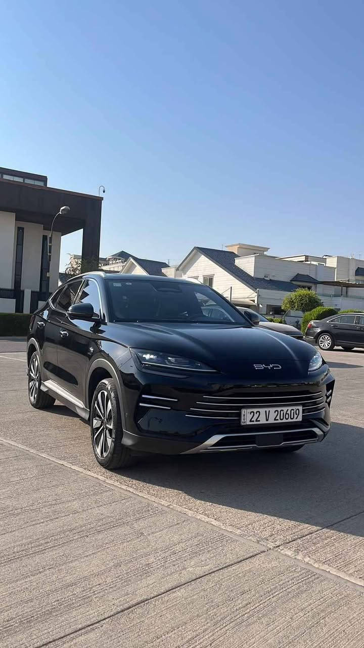 Byd 
Long range 
لونك رينج ١٦٠ بالشحنه و١٥٠٠ كم بالتفويله .
سياره جديده .
١٦ كامره 
حساسات فول 
تدفءه وتبريد.بالكشنات 
بانورامك سلايد 
بيها كتاب تضليل 
تبريد ثلج 
سياره صدك معتني بيها 
رقم هاتف *********** أربيل, العراق
