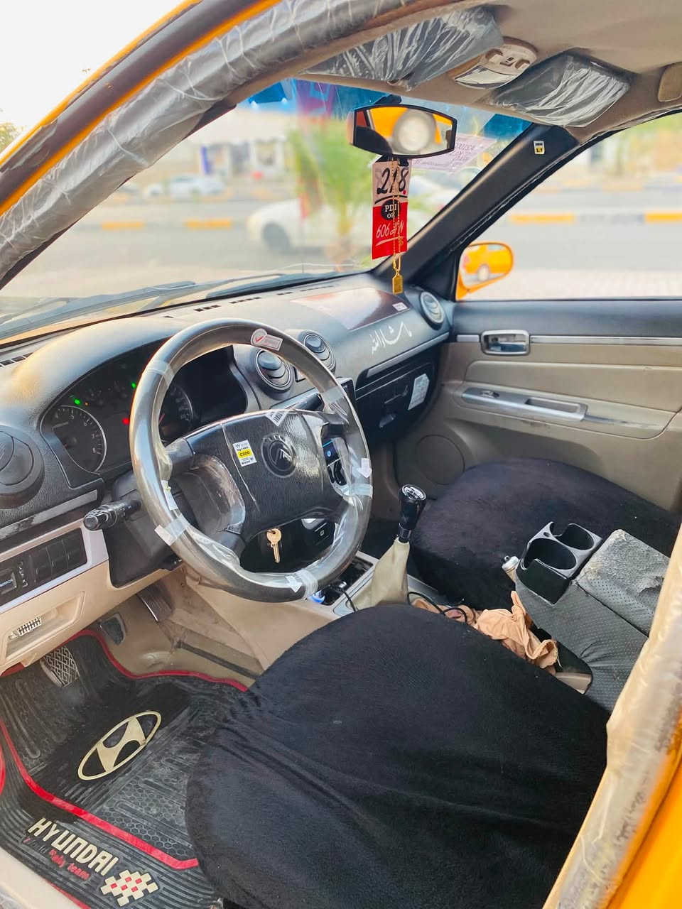 سلام وعليكم سي كي للبيع رقم بغداد داخل لونين  كاربون بانزين صاحبها الشرعي بل موصل محرك كورلا كير شرط تبريد يعوزة غاز فقط انطيك شرط  طخم تاير جديد قبل سبوع شديتهم طخم اذان جدد بور سترين جديد مصبوغه حزام جماليه بدون ضرر بدون دعم 
***********بي وتساب
***********
