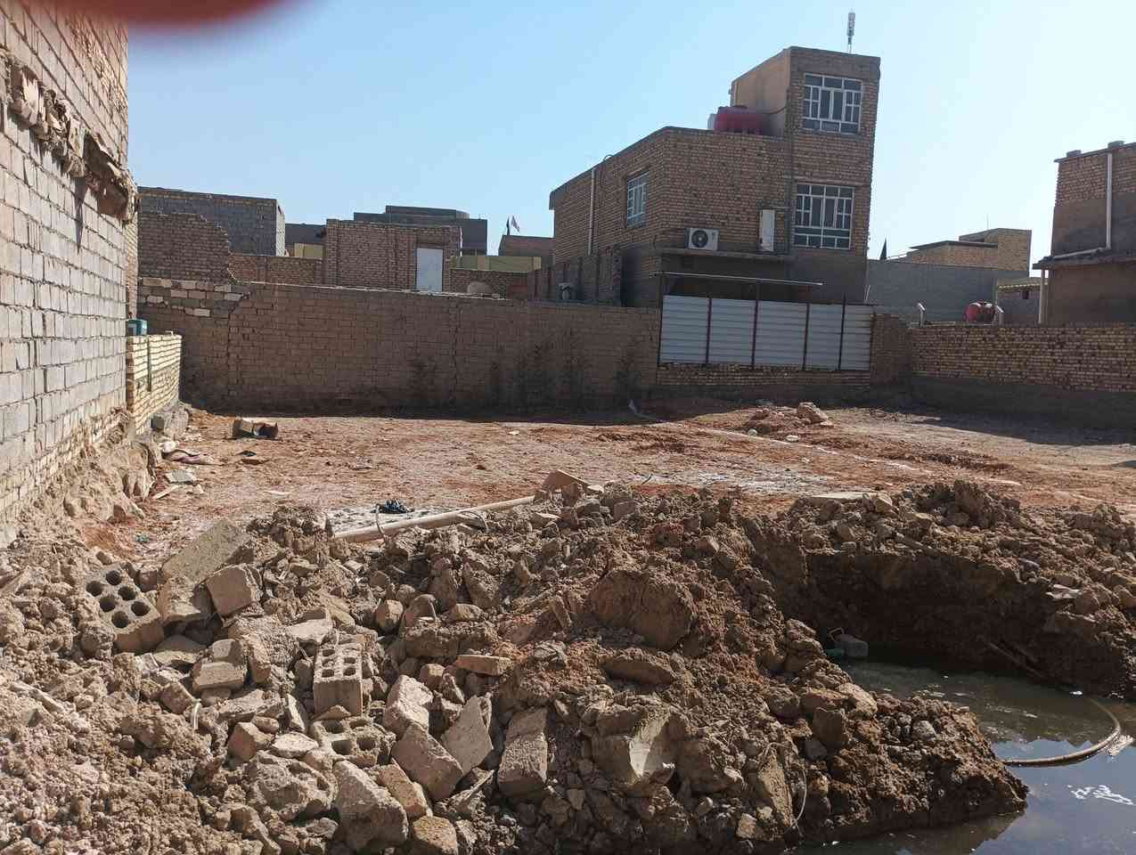 قطعه للبيع خلف المصرف مساحه 420 تبعد عن الشارع العام 150 متر
***********
