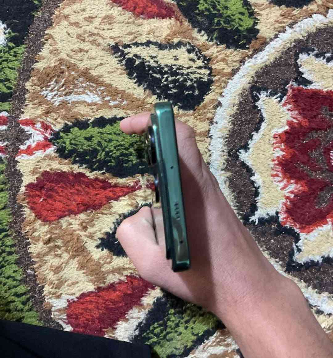 تكنو بوفي 6برو 5g جهاز سماعات ستريو ٢٥٦ جهاز  بطاريه ٦٠٠٠
ناره خارجيع نشرات جهاز خير من لله كله شغال كامرات ميكات  سيمكرت ٢ 
بصمه صبع فيس أيدي شغال عنواني بغداد رصافة *********** سعر قفل لحد يتعب روحه ١٥٠ قفل ١٤٩ ما بيع

نص مكتوب في الصور:
- CaptivatingYuzu9904
- منذ ٤١ دقيقة
- أعجبني
- تعليق
- مشاركة