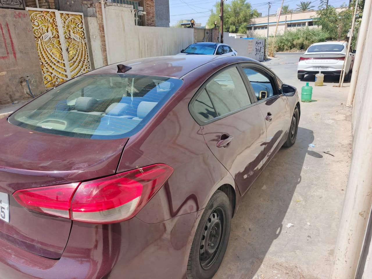 السلام عليكم
فورتي امريكي موديل ٢٠١٧ سياره نص مواصفات تخم تاير جديد صدر نص عمر كير مكينه نضيف مكفوله من اللغد والشاصي مصبوغه حزام اثر طخطخات بيه منضومه غاز  رقم بغداد باسمي تحويل مباشر ماتعبك سعر ٨٥ وبيه مجال شي بسيط 
 مكاني بغداد صدر القناه , ***********
