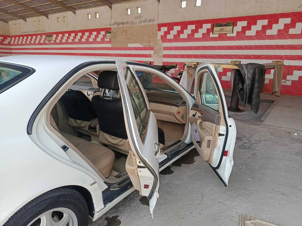 مرسدس غواص • S350 • صبغ الشركة