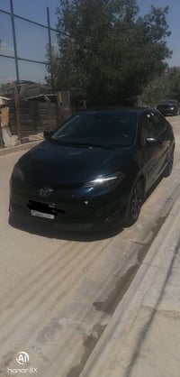 كورلا ٢٠١٩ • زيتوني • مكيف ثلج