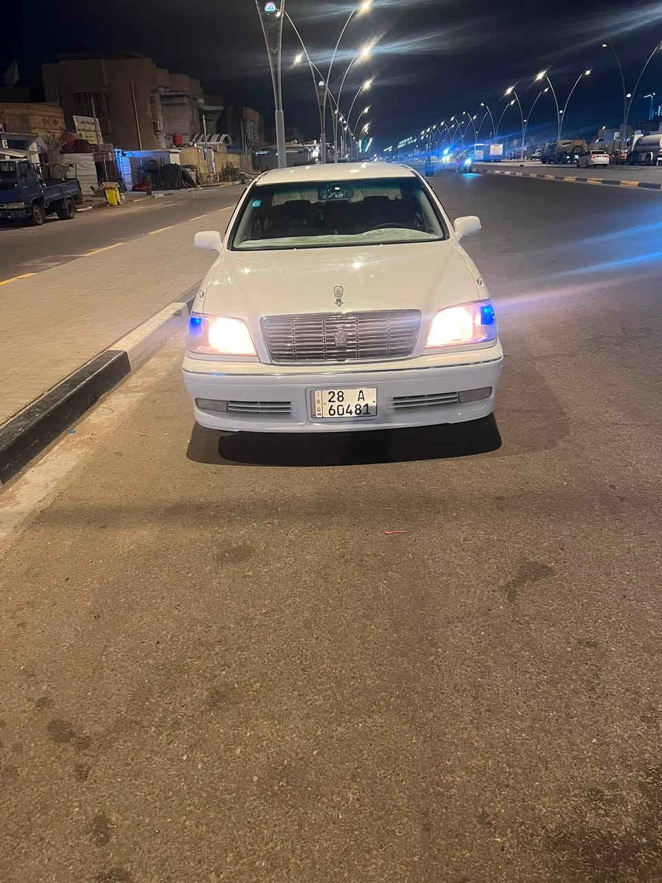 السلام عليكم ورحمة الله وبركاته للبيع جنون موديل 2000السياره جاهزه مكينه كير تبريد كله مكفول مكينه ديفور السياره كفاله من الضربه صبغ جماليه رقم نجف بسمنه انگليزي استوه شاده السعر 110العنوان البصره للتصال***********
