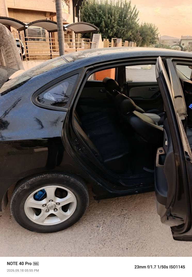 سەرەتابەناوی خوای گەورەومیهرەبان
ژ.م *********** ڤایبەروەتس ئاپ لەسەرکۆرەکە
 ماشاڵای لێبێت بل پاکەتم هێناوە ماشاڵا لەخاوێنی ئەوسەیارەیە 
ئاڤانتی رەش مۆدێل2009سەقف وکەڤەر بەشەرت پشت پێشی کەپسەکۆدنەکراوە گێرومەکینەو بەشەرتی فەحسی 10فیتەر گێرومەکینەو توندوتۆڵی بەشەرت سەیارەکەتابڵێی توندوتۆڵەوبێ دەعم ولێدراوهیچ دەعم ولێدراوی نییە 4تایەی خاوێنی لەژێرە ویل کەپە
دەروناوی لۆکە قەترەخایسی نییە
 کامل گێچەکانی مەزبوتە تایەوویل وپاتری خاوێنە بەنزین زۆر کەم دەخوات سەیارەکەدەروناوی لۆکە4جام کارەباییەکوشن هیتەرتەبریت🥶🥶🥶  ئاوێنەشەفت تەزجیل  سەماعەی کامل مەزبوتەبێ نوخسانییە تاک هەزاریەک مسروفی نییەشوێن براوەی زۆرجوان چاک کراوە
شوێن رانییە
نرخی48$مەجالێکی کەمی تێداییە دخان, السليمانية

نص مكتوب في الصور:
- NOTE 40 Pro 5G 2026.09.18 05:53 PM 23mm f/1.7 1/50s ISO325
- NOTE 40 Pro 5G 2026.09.18 05:53 PM 23mm f/1.7 1/50s ISO375
- NOTE 40 Pro 5G
- 2026.09.18 05:52 PM
- 23mm f/1.7 1/100s ISO565
- 23mm f/1.7 1/100s ISO489
- NOTE 40 Pro 5G 2026.09.18 05:51 PM 23mm f/1.7 1/100s ISO546
- NOTE 40 Pro 5G 2026.09.18 05:51 PM 23mm f/1.7 1/100s ISO553
- 2026.09.18 05:51 PM
- 23mm f/1.7 1/50s ISO308
- 2026.09.18 05:55 PM
- 23mm f/1.7 1/50s ISO1145
- 23mm f/1.7 1/50s ISO627