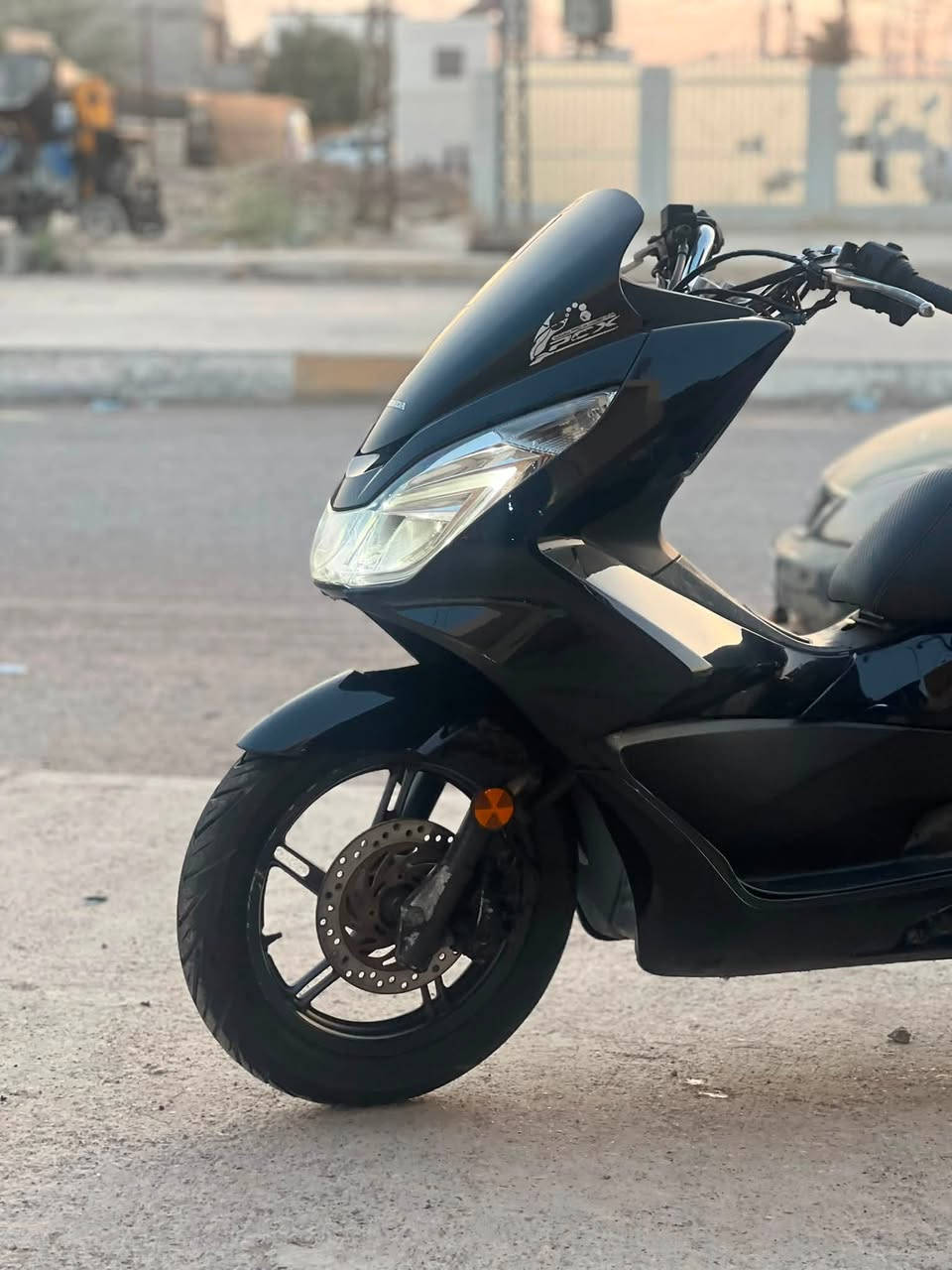 سلام عليكم pcxلبيع دراجه حلوه بلاديه دراجه ماليزي دراجه خير من الله كامله السعر مليون 600 وبيه مجال حك جيه مكان ديالئ رقم هاتف ***********
