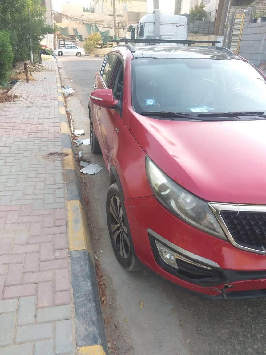 سلام عليكم كيا سبورتج موديل ٢٠١٣
السياره فول موصفات بنرما تدفئه كشنات اشاير بل مري 
مري قلاب  السياره فول شتريد موصفات بيه حداديه جديده 
تبريد خير من الله السعر ١٣٠ وبيه مجال قليل مكان كربلاء 
مكلف بل نشر ***********
