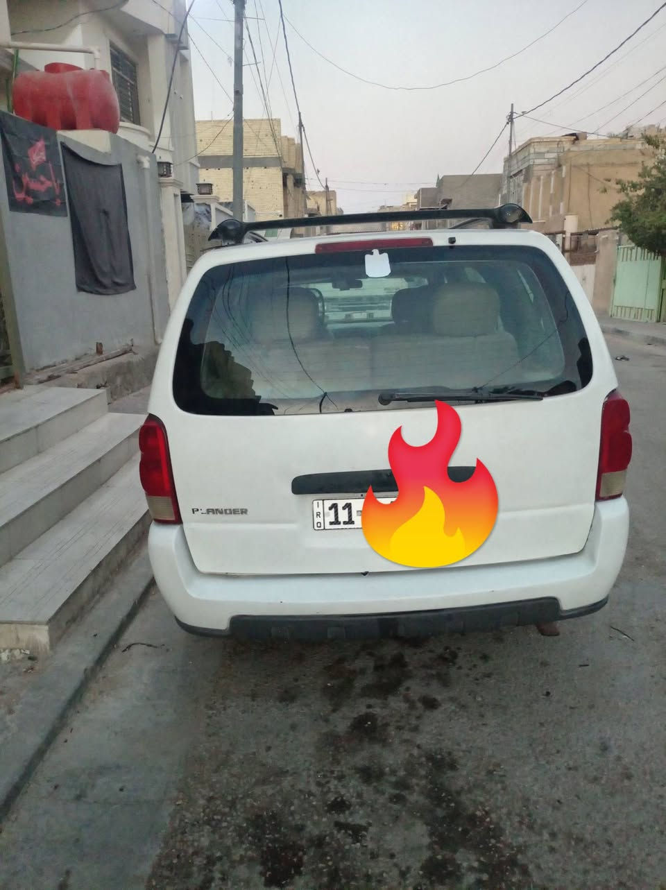 السلام عليكم
 متوفر شوفرليت بلاندر ٢٠٠٨ محرك ٣.٩ لون ابيض السياره باسمي رقم بغداد انكليزي  تبريد  و تدفئه ٣ قطع شغال   حدادية صدر امامي خلفي جديد. مشط ستيرن جديد   زنون أبيض واصفر. مكينه وكير مكفولات  و مراوح جديد   منظومة مي راديتر زيتي    شاشه اندرويد وكاميرا خلفي شغاله   كشنات كهربائي و كهربائيات كلها جاهزه السعر ٧٣ وبيها مجال
للتواصل ***********
