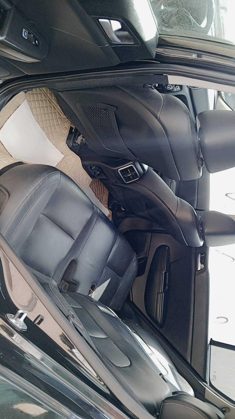 السلام عليكم
اسبورتج للبيع وارد امريكي موديل 17 فول فول مواصفات واحد على واحد  محرك وكير وصدر وتبريد وكهربائيات كفاله بنرامه 4 بصمات كشنات جلد و كهرباء تتفئه وتبريد كشنات رادار هند بريك بصمه بيها 4 قطع صبغ بدون حادث وبعد بيها هواي مواصفات السعر 138 وبيها مجال بصيط 
السيارة بسم عمي تحويل مباشر العنوان بغداد 
***********
