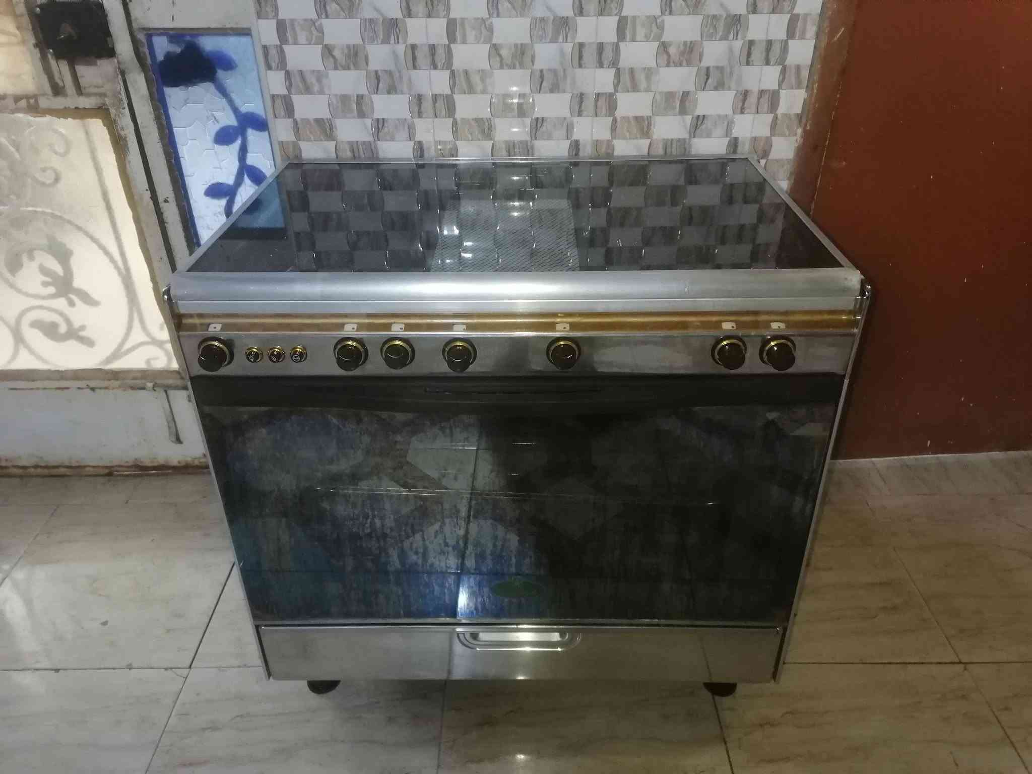 طباخ كريازي مصري ٥ مشاعل باب اول استيل اصلي ثقيل نضيف كلش اوشغال على فحص للبيع
