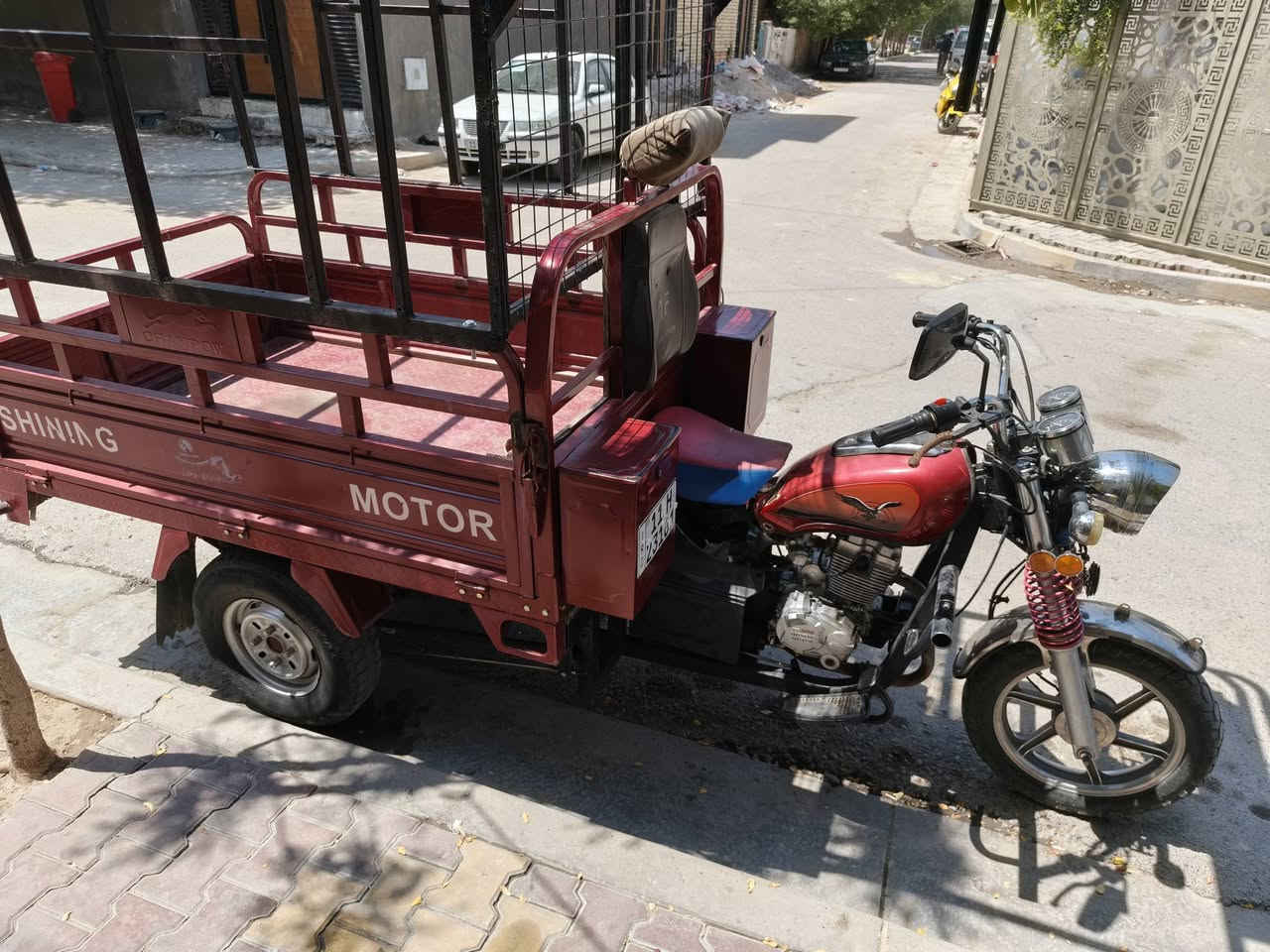 سلام عليكم ستوته للبيع موديل 23رقم وسنويه تحويل ثاني يوم كامله كبل بجك للشغل مال سواق عايفه السعر3ملاين مكاني الحسينيه الراجديه ***********

