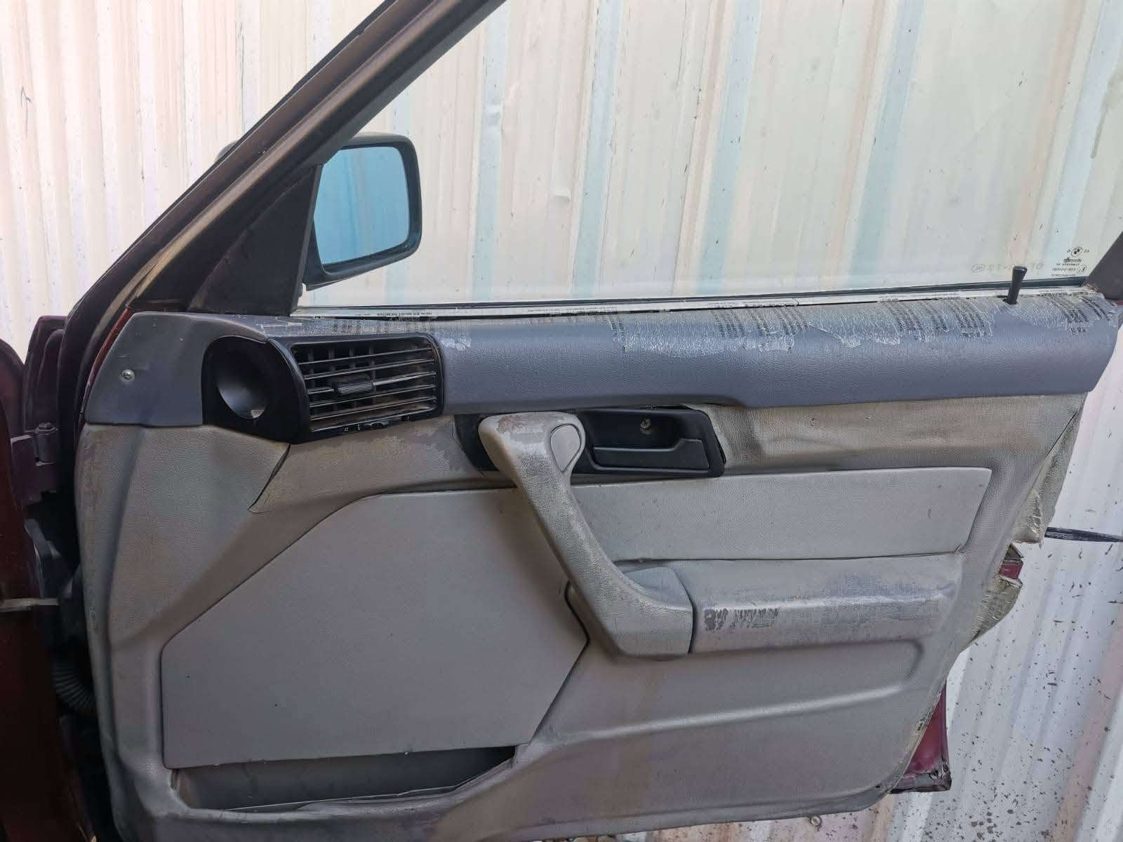 السلام عليكم
BMW 

لون ماروني كرزي 🍒 

وجه دخاني حاويه 🦾

بجم عريض دعاميات M

رقم دولي الجديد تحويل مباشر

محرك مسكر عدل 🏮 كير اوتماتيك 

#مديل  93  #اربيل  

هزة 2027/8

سنوية جديده 203‪0/11/30

كشنات جلد جديد 

كهربائيات وضفيره جديد حاوية. 

تخم تاير جديد وكالة الأصلي 

ويل M  ام حاوية جديد 🆕 

ريمونت تقفيل 🔒 

كير مكينه جديد بدون مراوح وشلعه

ارفلو حاوية

أناره و كهرباء ⚡️ كله شغال

تبريد جاهز 🧊 

#مكفوله من الحادث مصبوغه #جماليه

 حداديه امامي خلفي جديد

اكسل جديد سياره خير من الله 

السعر 53 وبيها مجال بسيط 

مكاني واسط العزيزية 

اتصال ☎️  077‪24909071 / 078‪06233633
