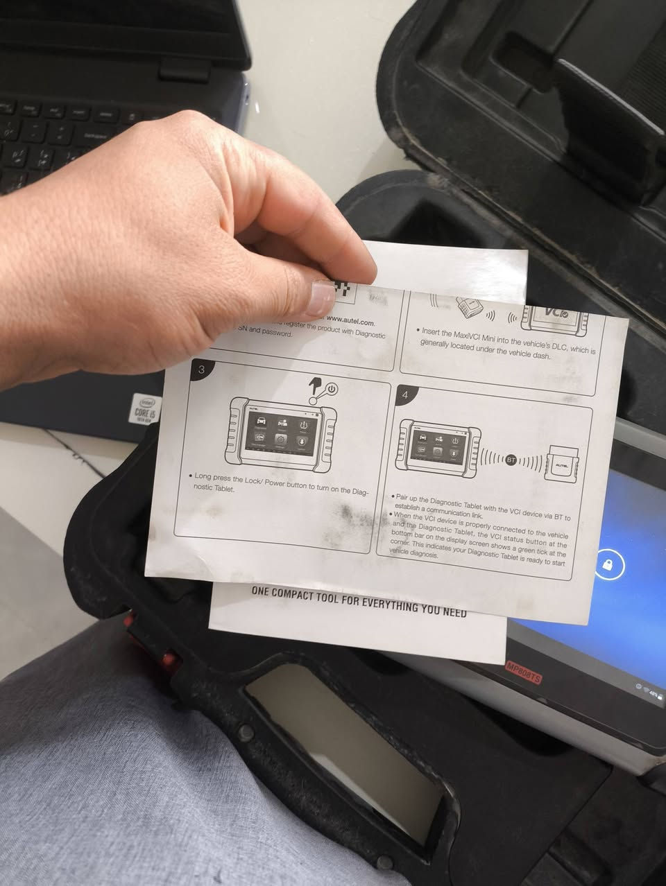 للبيع جهاز فحص AUTEL MaxiPRO MP808TS
جهاز فحص وتشخيص سيارات احترافي، أصلي AUTEL، مستعمل وبحالة ممتازه وشغال 100%
يفحص من موديل 2000/2023.  يعني السيارات 2023 ميفحصها 
يدعم فحص وتشخيص أنظمة السيارة، والـ Live Data ووظائف الصيانة والخدمات، والجهاز نسخة MP808TS.
الملحقات: الشنطة الأصلية + الكيبلات والملحقات  والفيشه الخاص بالجهاز و الكتالوك
السعر: 550 ألف دينار عراقي

الجهاز موجود للفحص والتجربة قبل الشراء.
للاستفسار ***********
 او التواصل خاص.
 والي يسأل على سعر الجديد مالته يسأل مركز الوسام حاليا 1200 دولار
