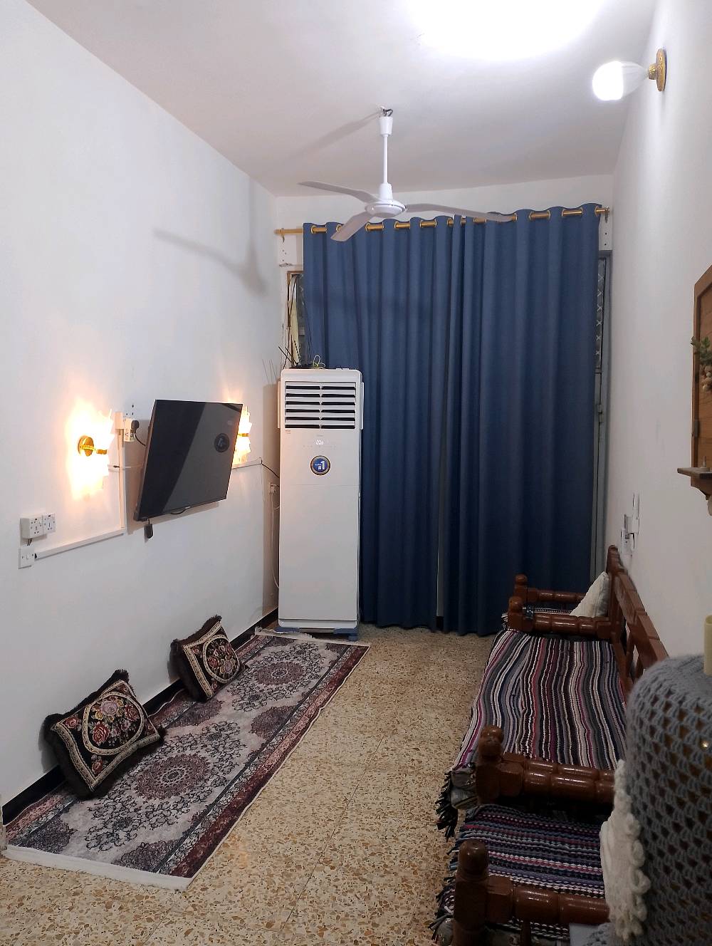 بيت للبيع نظيف مساحته 85 متر في مدينة الصدر الدسيم سعره 55 هوه والكاونتر والغساله و2 تانكي مي وماطور والمغسله بي مجال بسيط