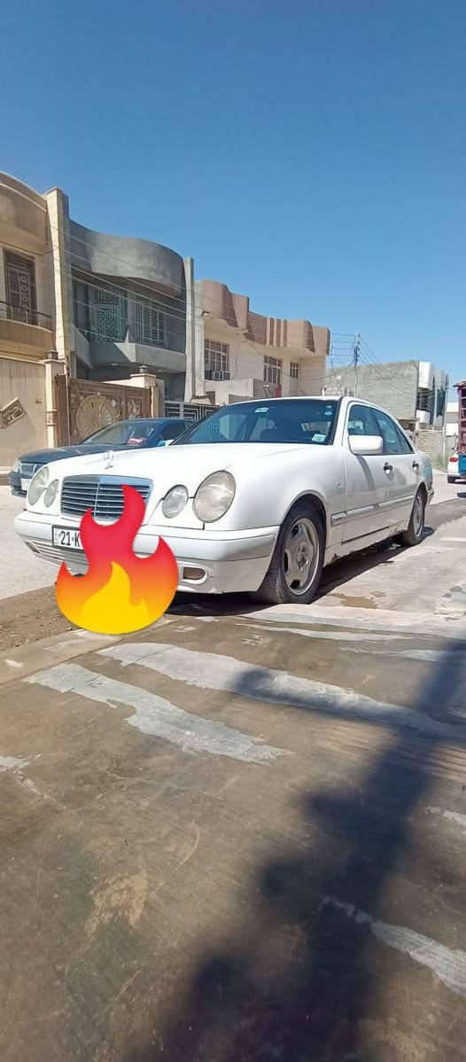 للبيع
مرسيدس ام عيون ٤ سلندر موديل 95 
رقم انگليزي السليمانية 
تبريد 
جاهزة من كل شي 
محل التواجد سامراء 
السعر ٦٥ ورقة قابل للتفاوض 
للاستفسار اتصل على الرقم 
***********
