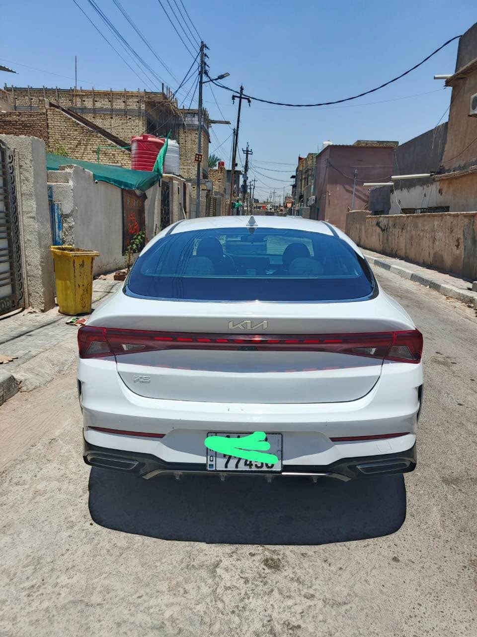سلام عليكم 
‏k5 مديل 23 
سياره معوقين رقم بصره 
 بيه 3 قطع تبديل 
حدايه جديده تايرات جدد 
لكير ولمكينه مكفولات 
مكينه 1600 تيربو فئه EXL فول عده لفتحه 
سياره جديده بمعنا الكلمه يعني لامشتغله تكسي ولاغيره
مكان السياره البصره نواب الضباط   
سعره 140 وبيه مجال 
الرقم *********** البصرة, العراق
