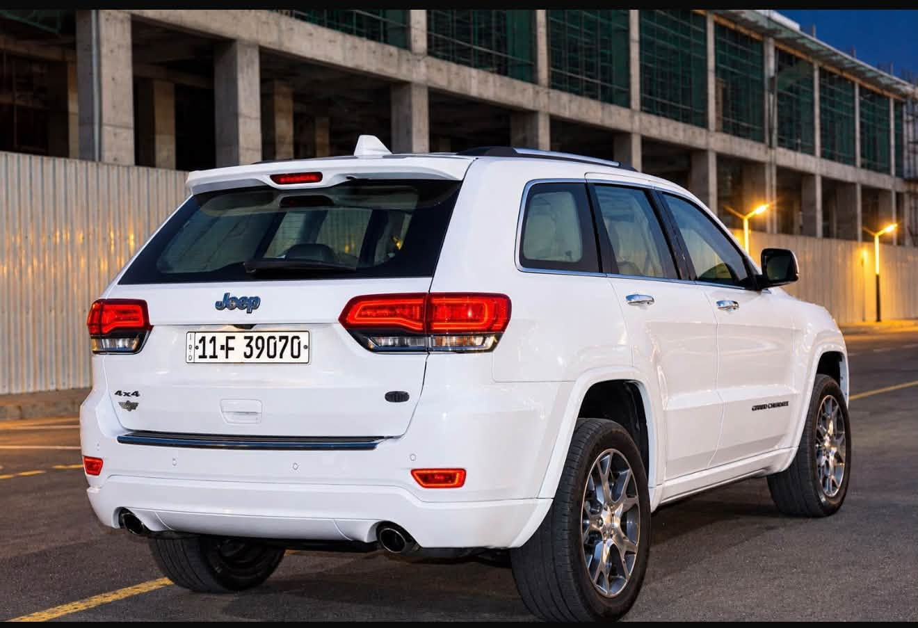 جيب 2020 خليجي اوفر لاند موصفات معروفه محرك 3600 ماشيه 54 الف بيه حالوبات من 10 ال 15 ممبينات شرط فقط سونار يكتب بيهه السعر 260 بي مجال للشراي مكان السياره بغداد الشعب رقم الهاتف ***********
