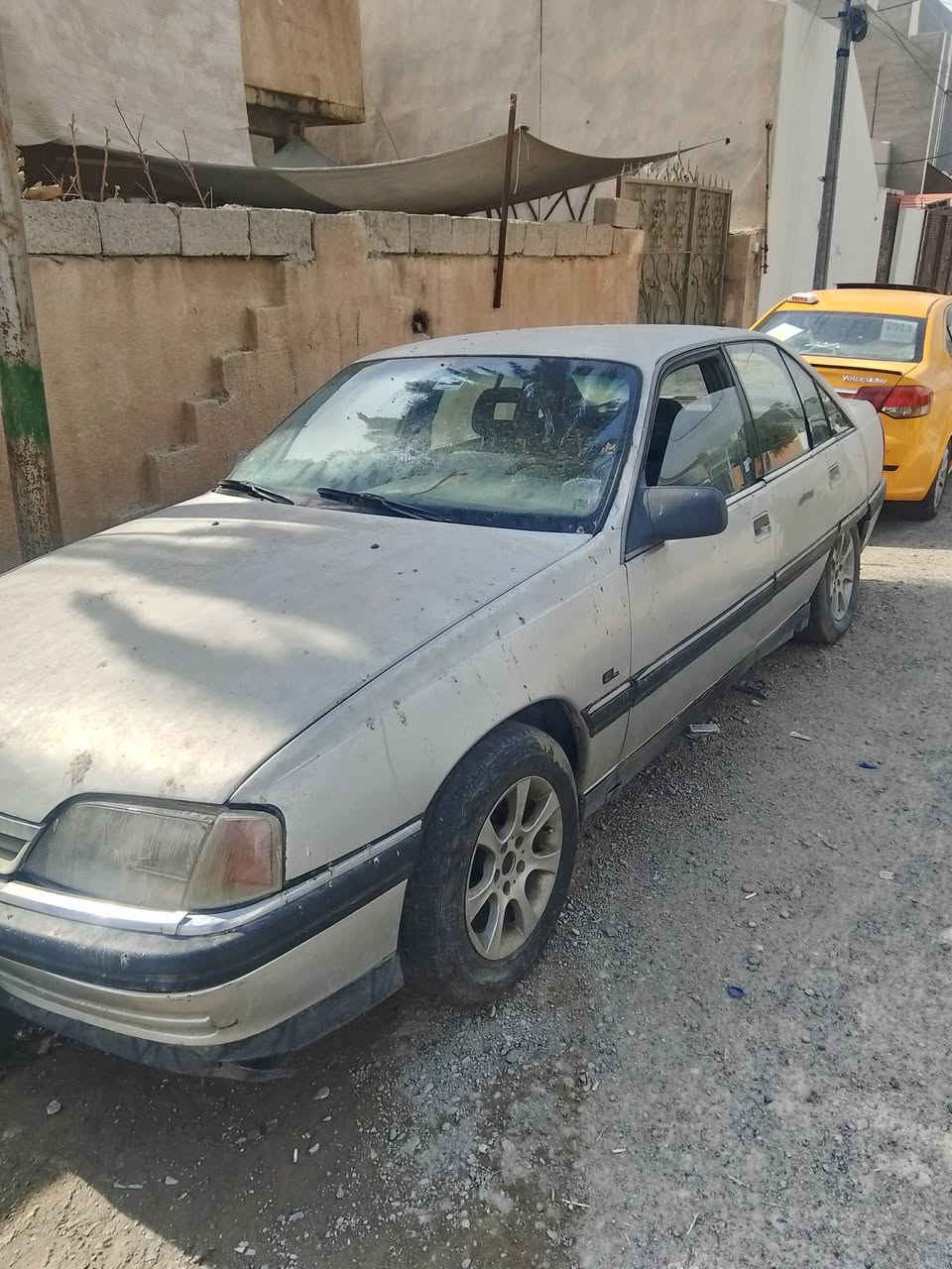 اوميك للبيع موديل 91رقم ديالى سنويه ساقط بل 21 شرط التحويل دفتر بانزين بيه السعر 16 او بيه مجال *********** مكان السيار كركوك قادسيه 2
