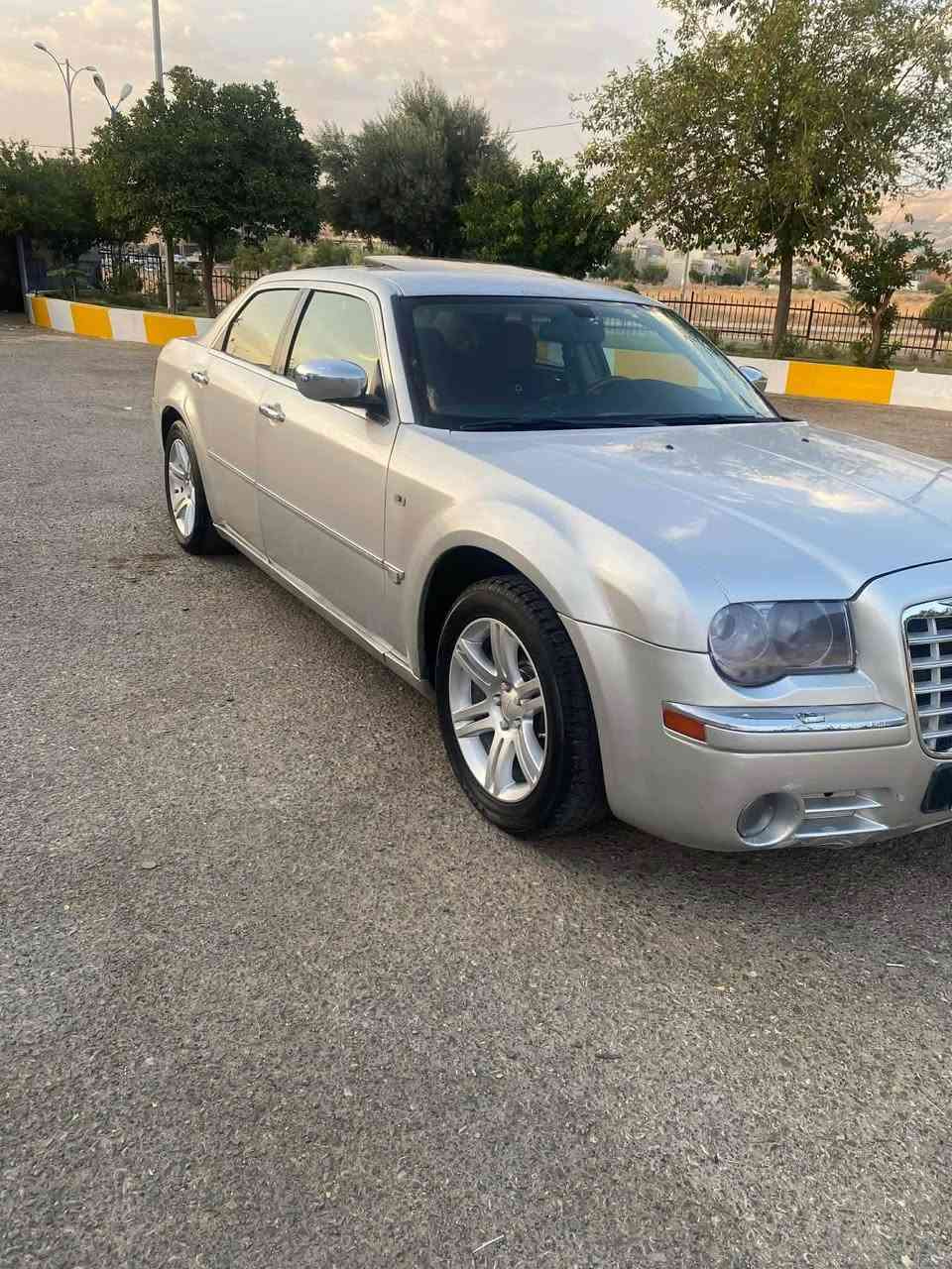 بەناوی خوای گەورە  ئۆباما مۆدێل ٢٠١٠  سەیارەکە بێ سەرەتایە فول فول مواسەفاتە گێڕ  و مەکینە و تەبرید و ئەکسل و کارەبایی بەشەرت سەیارەکە جایزە و  کۆدی ئاسایشی بۆ کراوە  نرخی ٤٥ وەرەقە و مەجال  بۆ پەیوەندی  
*********** السليمانية, العراق
