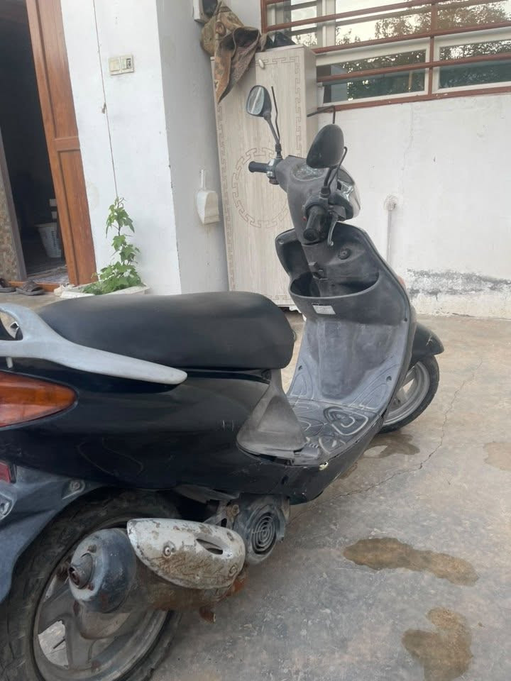 هۆندا یابانی ئەسڵی
هەموو گیانی بەشەرت زۆر پاک و بێمەسرەف 
گێچی ١٢٠
دوو تایەو ڕۆنی تازە گۆڕاوە 
سعر ٣٠٠ هەزار
سلیمانی
***********
