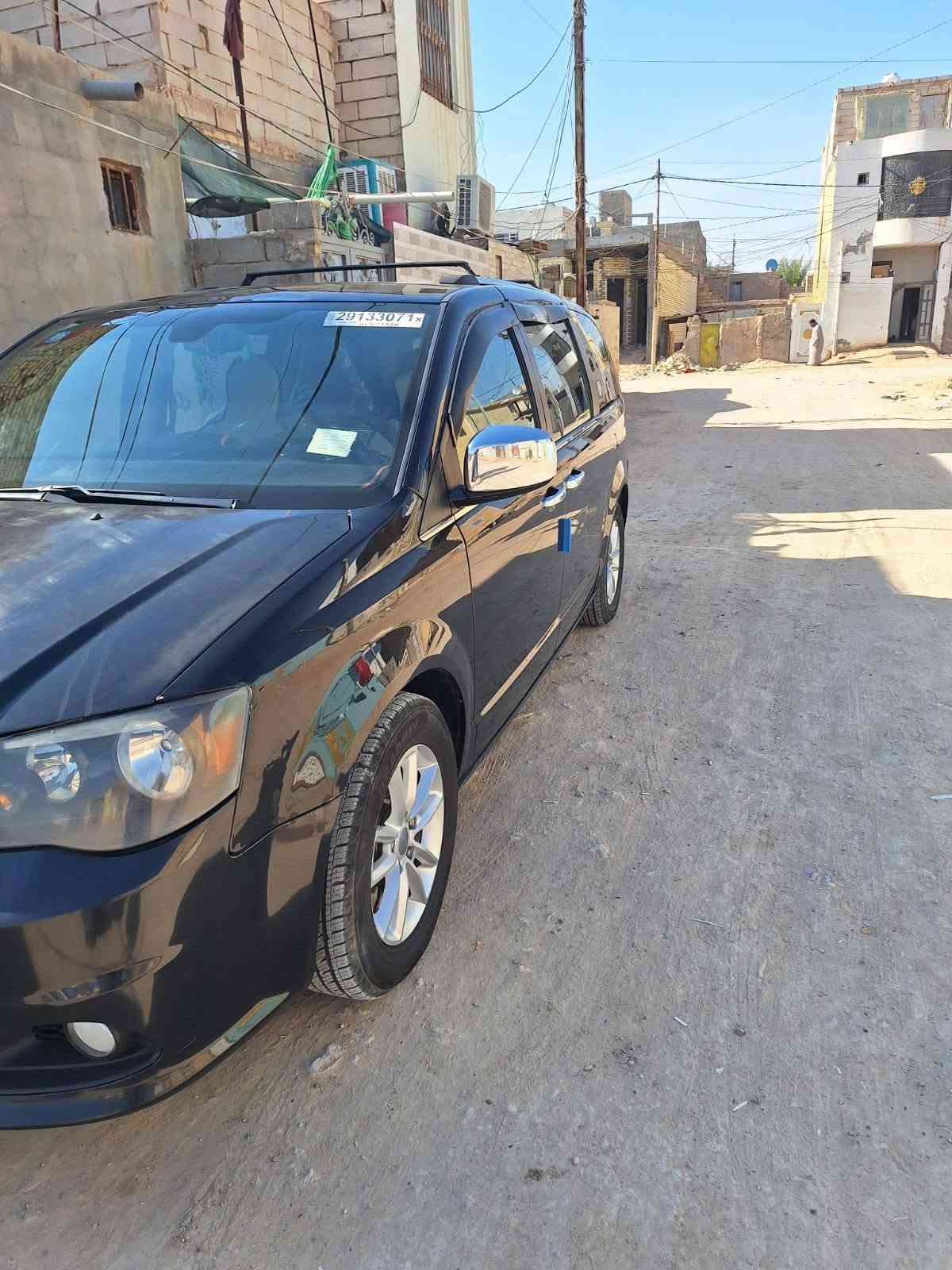 السلام عليكم اخوان عندي دوج كردفان 19 بيع مستعجل السياره حادثها بجم ماواصل للشاصي شادلهه منضوبة غاز تشغيل عن بعد بيبان جنطه كهربا:ي ب-سمي رقم بغداد ***********0    ***********

نص مكتوب في الصور:
- قمر الساعدي اسي ٥ صور 12:08 م
- قمر الساعدي اسي ٥ صور ١٣:٠٨ م ١٣:٠٨ م