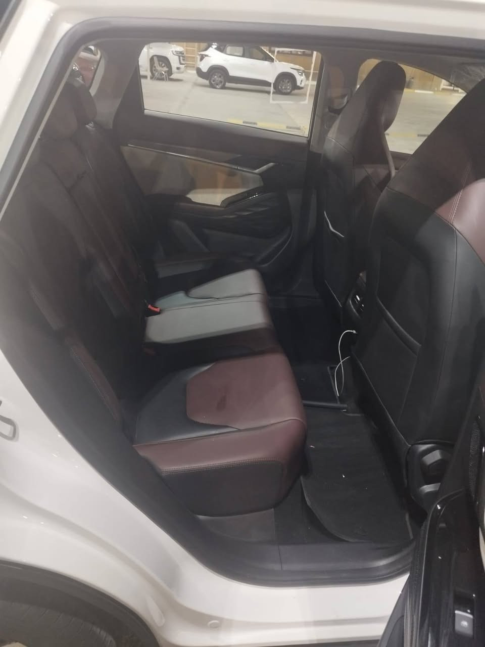 السلام عليكم
جاك Js6 2024 Jac  ماشية 2900 كيلو متر فول مواصفات استلام من الشركة على ايدنا رقم بغداد حرة باسمنا تحويل مباشر ضمان على السيارة ستة سنوات ٢٠٠ الف كيلو على الكير والمحرك
المواصفات
[  ]  بانوراما
[  ]  بصمة تشغيل وفتح ابواب
[  ]  داخل جلد لونين اصلي
[  ]  اربع كاميرات ٣٦٠ درجة
[  ]  حساس خلفي
[  ]  تشغيل عن بعد
[  ]  المقاعد الامامية كهرباء
[  ]  مقعد السائق ذاكرة ٣ حركات
[  ]  المقاعد الامامية تدفئة
[  ]  مانع انزلاق
[  ]  تحديد مسار
[  ]  كروز سرعة
[  ]  اوتو هولد
[  ]  نقطة عمياء بالمرايا الجانبية
[  ]  هاندبريك بصمة
[  ]  لدات كامل نهاري
[  ]  لايت الامامي والخلفي زينون
[  ]  ثلاجة داخلية
[  ]  شفتات بالاستيرن
[  ]  شاشة كار بلي
[  ]  شاحن موبايل واير ليس
[  ]  انارة داخلية سبعة الوان
[  ]  شعار السيارة عند فتح الأبواب
[  ]  حجم المحرك ١٥٠٠ تيربو اربع سلندر
[  ]  ماشية السيارة ٢٠٠٠ كيلو حقيقي
[  ]  صندوق السيارة كهرباء وذكي يفتح عند الاقتراب من السيارة
[  ]  سعر السيارة  26 مليون  دينار وبيها مجال انشاءالله
[  ]  للاتصال ***********
[  ]  مكان السيارة بغداد الغدير
