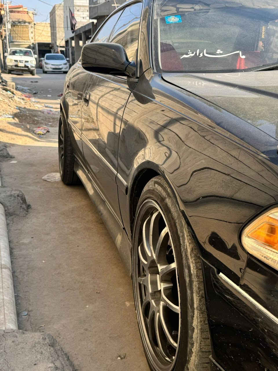 بعد التحيه والسلام
مارك2000 أصل تورير فتحه سايد بريك يدوي
كفالة كص نقل جثه اصوليات بآسمي شخصياً تحويل مباشر
 عليها محرك 3000فيفيتي كير عادي
تخم دبلات رياضي حداده أماميه ومشط جديد
تبريد ممتاز تخم تاير جديد ويل 18تو سايز برونز
سياره جاهزه مابيها اي نقص
بالعافيه ع الي ياخذها
سعر(85) بيها مجال للشراي الجاد
العنوان البصرة قضاء أبي الخصيب
هاتف ***********
ملاحظه بيع فقط
