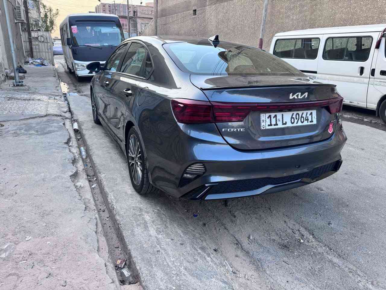 سلام عليكم البيع فورتي مديل 22
وارد امريكي حادث بس جاملق بدون دواخل صور الحادث بل منشور
موصفات سياره GT معروفه
محرك 2000 دوش
سياره ماشيه 37
سياره عله ايد اني مصلحه
مكان سياره بغداد مدينة الصدر الورفلي تصال ***********
سعر 148
سياره جديده بل كرتون
